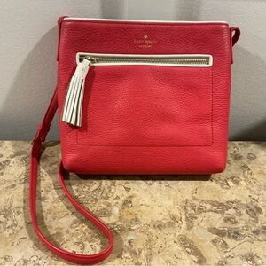 Kate Spade Crossbody Pink Pebbled Leather Bag with White Tassle